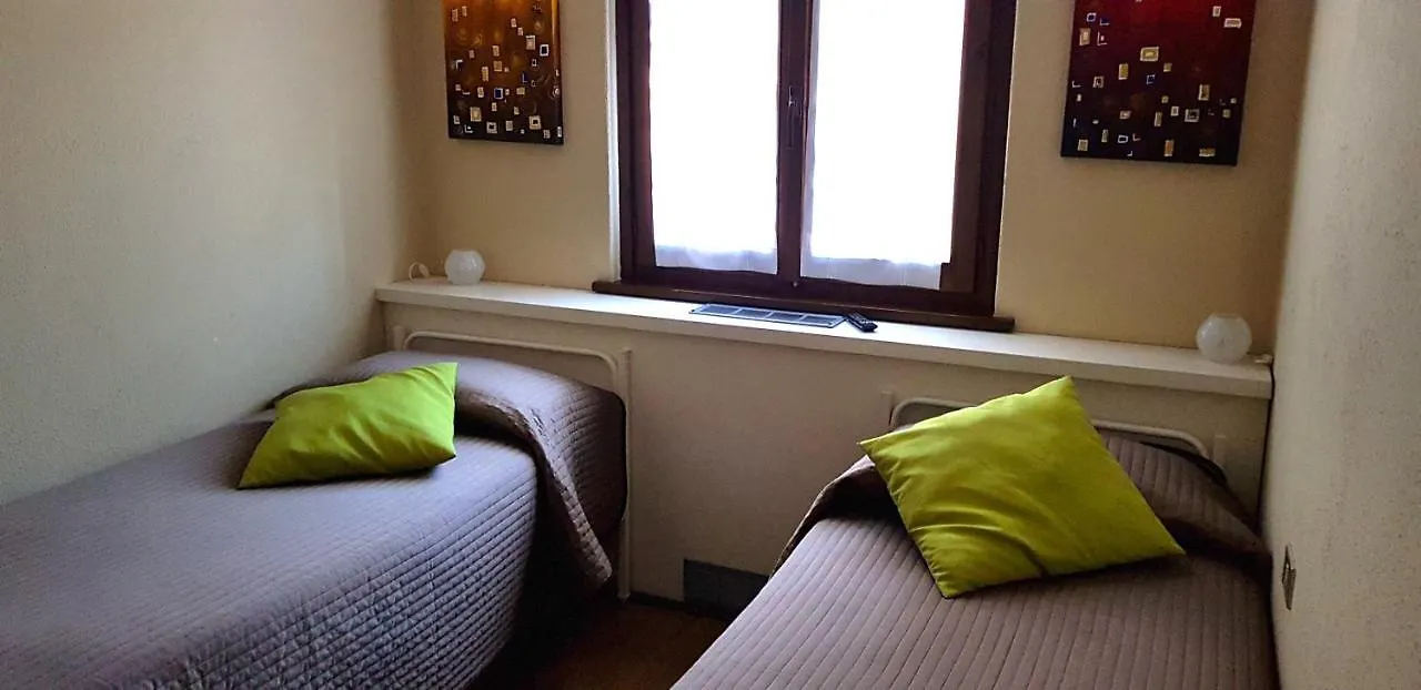 Bed & Breakfast Bellaguarda Rooms 10Min Da Tirano Tovo di Sant'Agata
